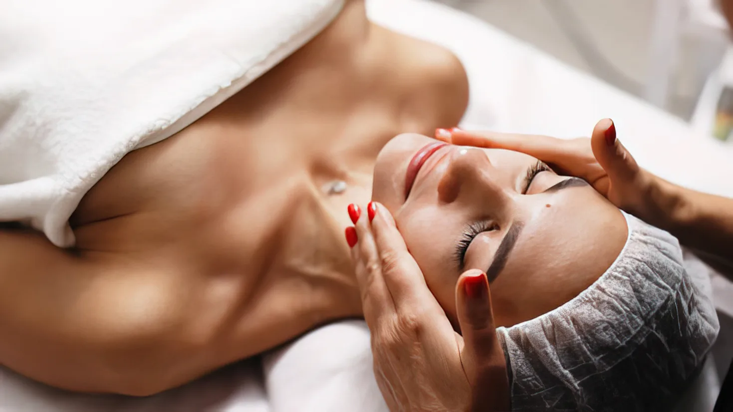 Beauty treatment at Snug Beauty